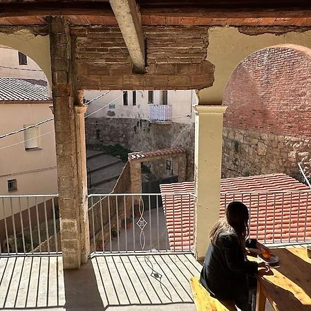 Habitacion Roca Foradada En Casa Cami De Les Aiguees Monistrol De Montserrat Ngoại thất bức ảnh