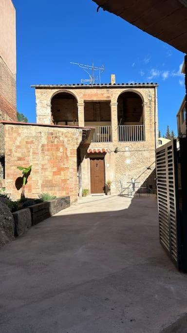 Habitacion Roca Foradada En Casa Cami De Les Aiguees Monistrol De Montserrat Ngoại thất bức ảnh