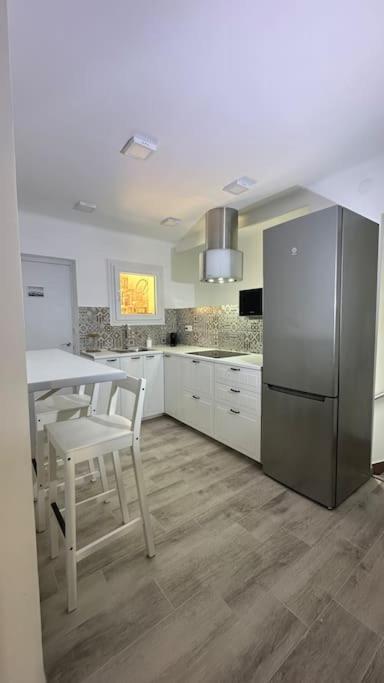 Habitacion Roca Foradada En Casa Cami De Les Aiguees Monistrol De Montserrat Ngoại thất bức ảnh