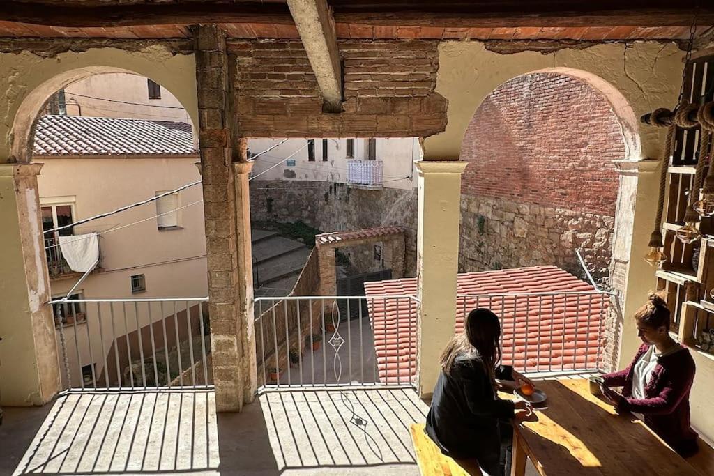 Habitacion Roca Foradada En Casa Cami De Les Aiguees Monistrol De Montserrat Ngoại thất bức ảnh