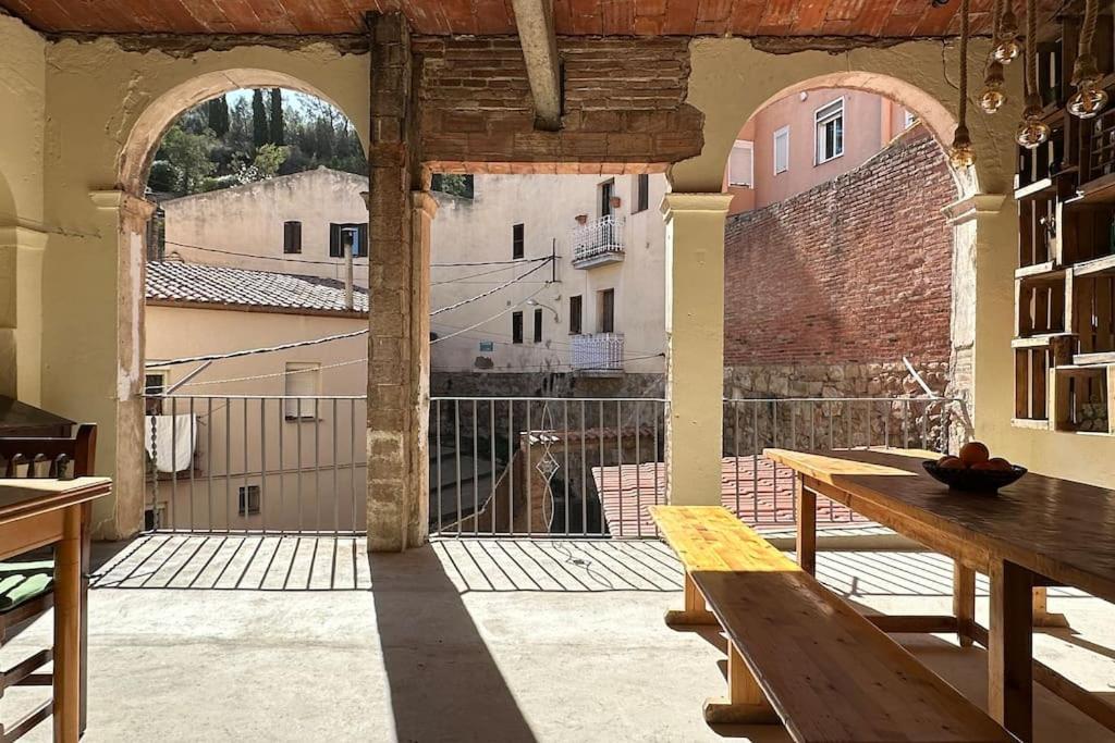 Habitacion Roca Foradada En Casa Cami De Les Aiguees Monistrol De Montserrat Ngoại thất bức ảnh