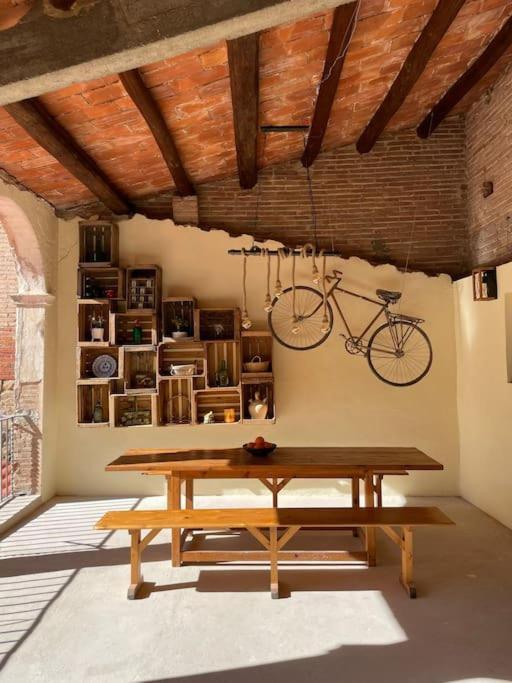 Habitacion Roca Foradada En Casa Cami De Les Aiguees Monistrol De Montserrat Ngoại thất bức ảnh
